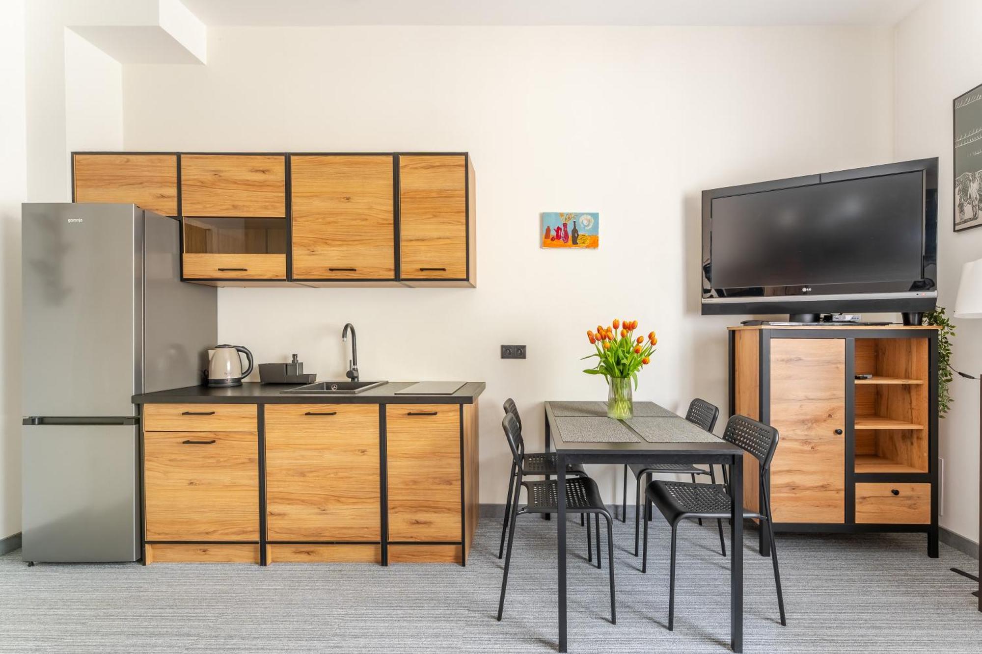 Apartament Loftowy Na Spokojnej โควอบเซก ภายนอก รูปภาพ